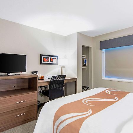 Quality Inn Mishawaka Near Notre Dame Buitenkant foto