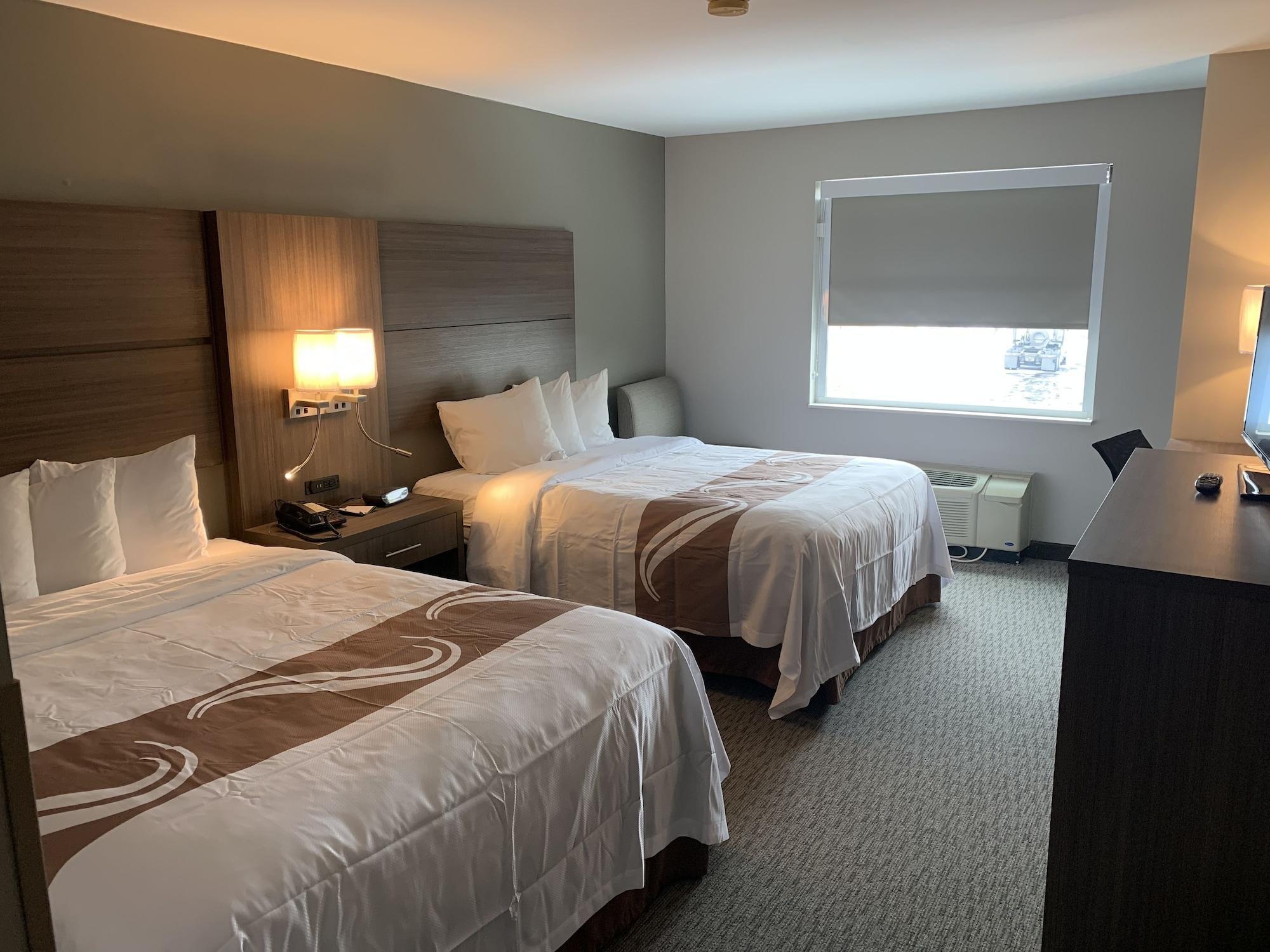 Quality Inn Mishawaka Near Notre Dame Buitenkant foto